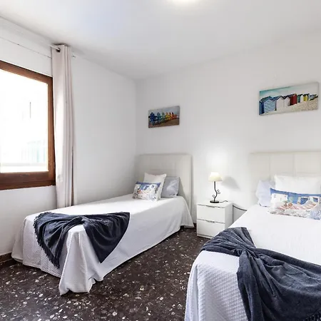 Front Anagabu Only Families Appartement *